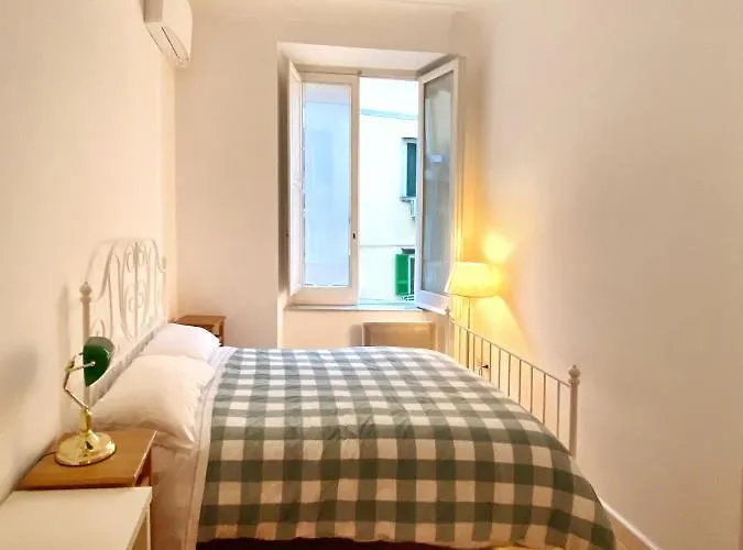 Napoliforever Chiaia Apartment